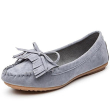 Load image into Gallery viewer, Women Flat Platform Loafers Ladies Elegant Suede Moccasins Fringe Shoes Woman Slip On Tassel Moccasin 2018 Fashion Driving Shoes