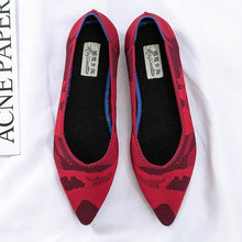 Load image into Gallery viewer, Women Summer Cloth Shoes Ladies Soft Loafers Lightweight Breathable Lazy Flats Slip On Pointed Toe Casual Plus Size Espadrilles