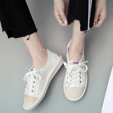 Load image into Gallery viewer, Women Lace Up Flat Shoes Female Canvas Breathable Casual Flats Loafers Fisherman Fashion Soft Spring Autumn ladies Footwear new