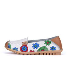 Load image into Gallery viewer, Women Shoes Flats Genuine Leather Loafers Fashion Moccasins Shoes Women Slip On Ballet Flats Printing Shoes 2019 New Arrivals