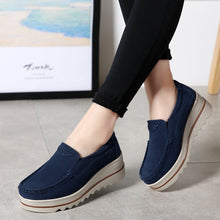 Load image into Gallery viewer, 2019 Spring Women Flats Shoes Platform Sneakers Slip On Flats Leather Suede Ladies Loafers Moccasins Casual Shoes Women Creepers