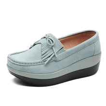 Load image into Gallery viewer, 2019 Spring Women Flats Shoes Platform Sneakers Slip On Flats Leather Suede Ladies Loafers Moccasins Casual Shoes Women Creepers