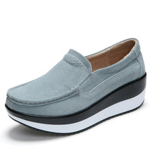 Load image into Gallery viewer, 2019 Spring Women Flats Shoes Platform Sneakers Slip On Flats Leather Suede Ladies Loafers Moccasins Casual Shoes Women Creepers