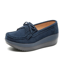Load image into Gallery viewer, 2019 Spring Women Flats Shoes Platform Sneakers Slip On Flats Leather Suede Ladies Loafers Moccasins Casual Shoes Women Creepers