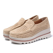 Load image into Gallery viewer, 2019 Spring Women Flats Shoes Platform Sneakers Slip On Flats Leather Suede Ladies Loafers Moccasins Casual Shoes Women Creepers
