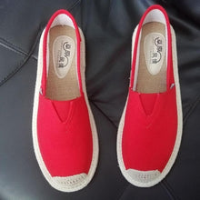 Load image into Gallery viewer, Women 2018 Summer Lightweight Breathable Flat Shoes Ladies White Fisherman Leisure Soft Comfortable Espadrilles Lazy Loafers New