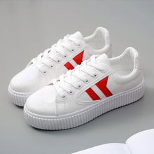 Load image into Gallery viewer, 2018 Sweet Ladies Canvas Shoes Women Flat Platform Shoes Fashion Female White Breathable Thick Sole Student Casual Espadrilles