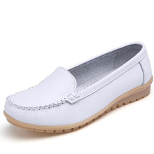Load image into Gallery viewer, 2019 Flats Women Shoes Leather Loafers Summer Womens Shoes Casual Platform Loafers Women Black Big Size
